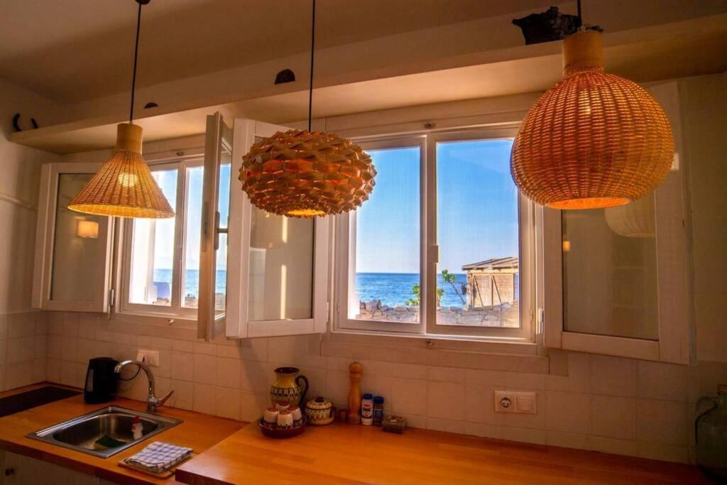 Romantic House 6 Steps From The Sea มอโคลส ภายนอก รูปภาพ